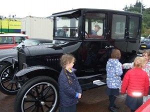 Achaleven PS Vintage Car 2