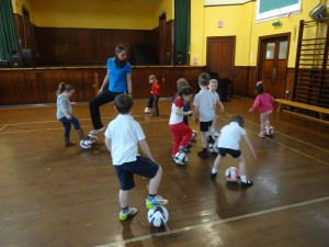 Castlehill PS Mini Kickers 3
